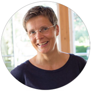 Portraifoto der Dozentin Michaela Köhler