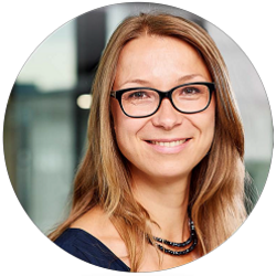 Porträtfoto der Dozentin Elena Dorner