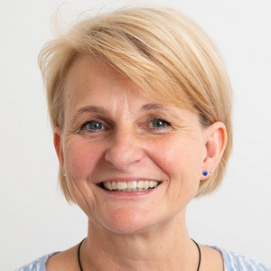 Porträtfoto der Dozentin Petra Colaci-Kozarec