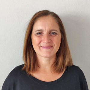 Porträtfoto der Dozentin Nicole Grießmer