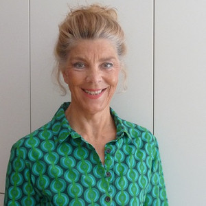 Porträtfoto der Dozentin Annette vom Stein