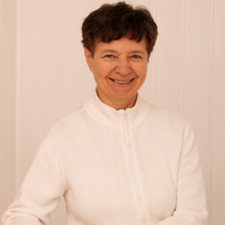Porträtfoto der Dozentin Elena Proshina